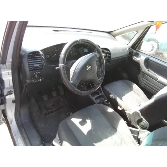 OPEL ZAFIRA A '2001 2.0 DTI PLATA