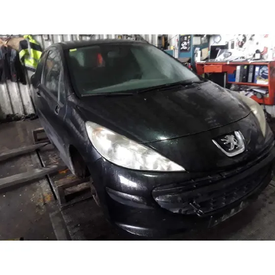 PEUGEOT 207 '2008 1.4 NEGRO