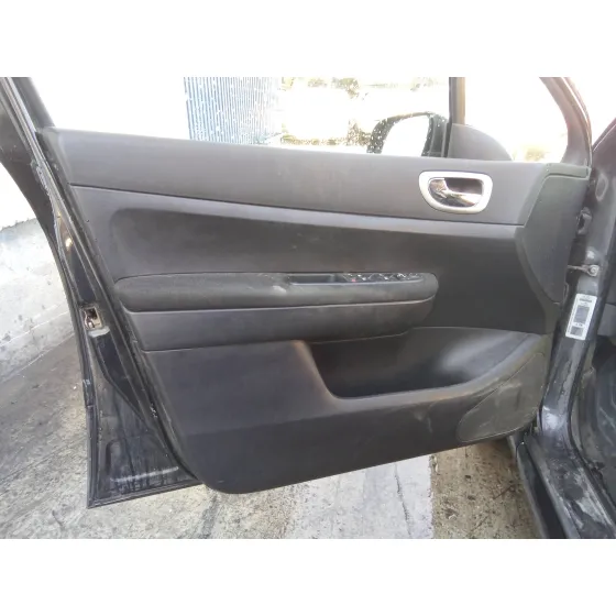 PEUGEOT 307 BREAK / SW (S1) '2004 2.0 16V CAT NEGRO