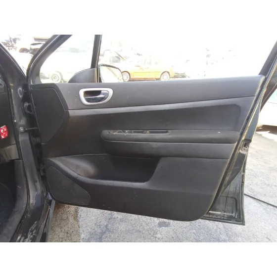 PEUGEOT 307 BREAK / SW (S1) '2004 2.0 16V CAT NEGRO