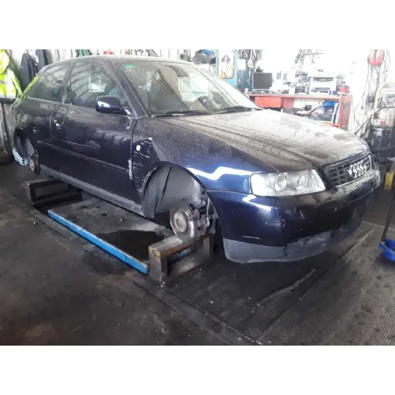AUDI A3 (8L) '1998 1.9 TDI AZUL