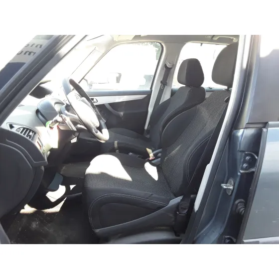 CITROEN C4 GRAND PICASSO '2010 * GRIS OSCURO