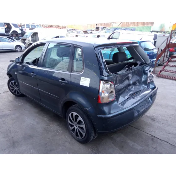 VOLKSWAGEN POLO (9N1) '2004 1.4 16V GRIS