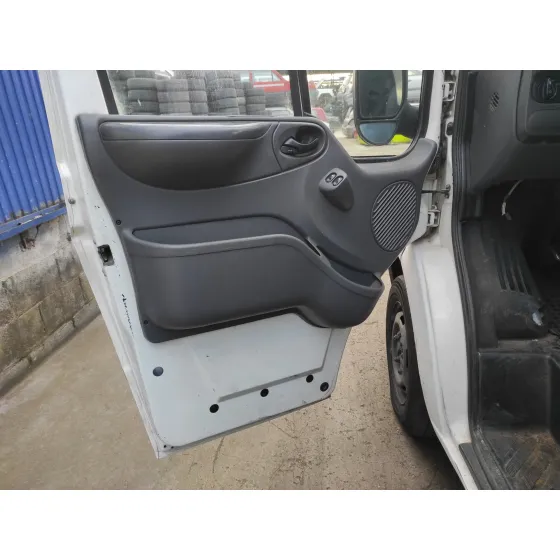 FORD TRANSIT MOD. 2000 COMBI '2005 * BLANCO
