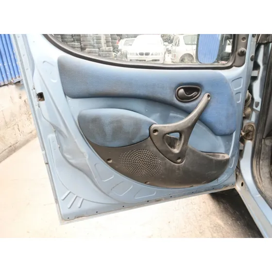 Fiat DOBLO FURGONETA/MONOVOLUMEN (223_) 2004