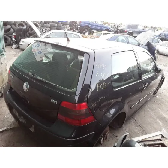 VOLKSWAGEN GOLF IV BERLINA (1J1) '2002 1.8 20V TURBO NEGRO