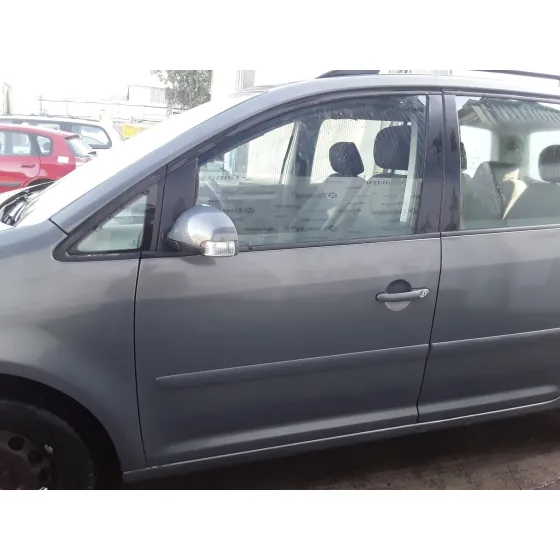 VOLKSWAGEN TOURAN (1T1) '2003 1.9 TDI GRIS
