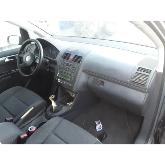 VOLKSWAGEN TOURAN (1T1) '2003 1.9 TDI GRIS