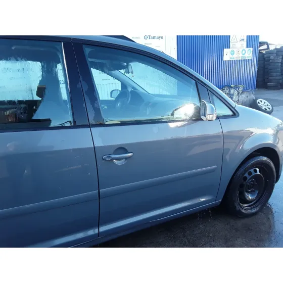 VOLKSWAGEN TOURAN (1T1) '2003 1.9 TDI GRIS