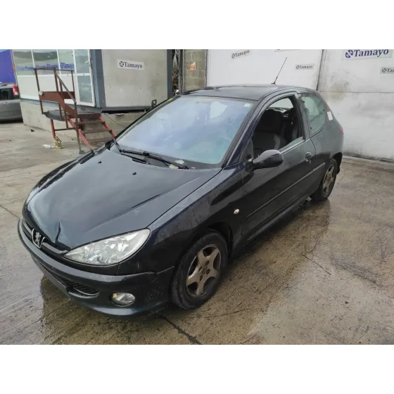 PEUGEOT 206 BERLINA '2005 1.4 HDI NEGRO