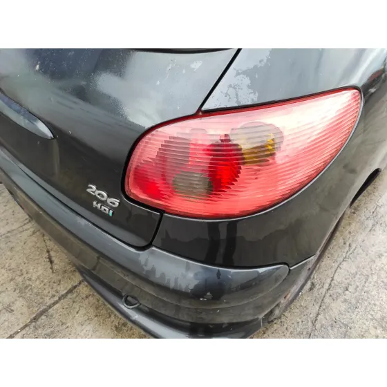 PEUGEOT 206 BERLINA '2005 1.4 HDI NEGRO