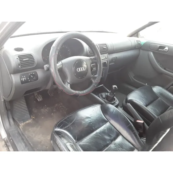 AUDI A3 (8L) '1998 * PLATA