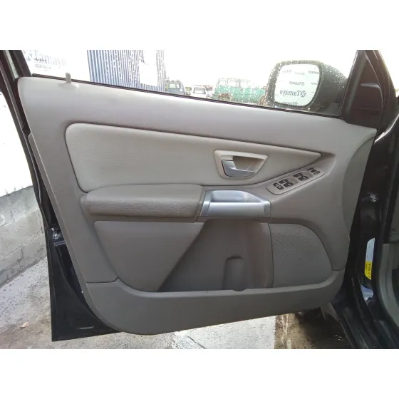 VOLVO XC90 '2006 2.4 DIESEL CAT NEGRO