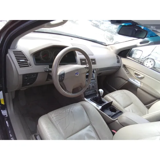 VOLVO XC90 '2006 2.4 DIESEL CAT NEGRO