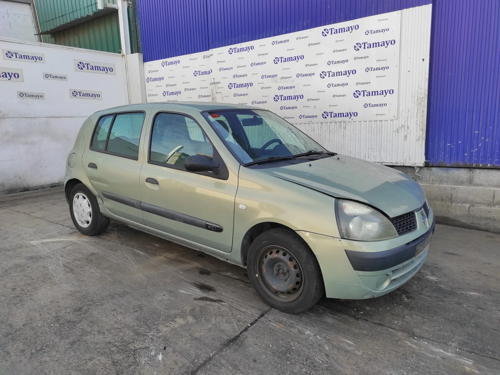 RENAULT CLIO II FASE II (B/CB0) RENAULT CLIO II FASE II (B/CB0) '2003 1.5 DCI DIESEL VERDE 2001
