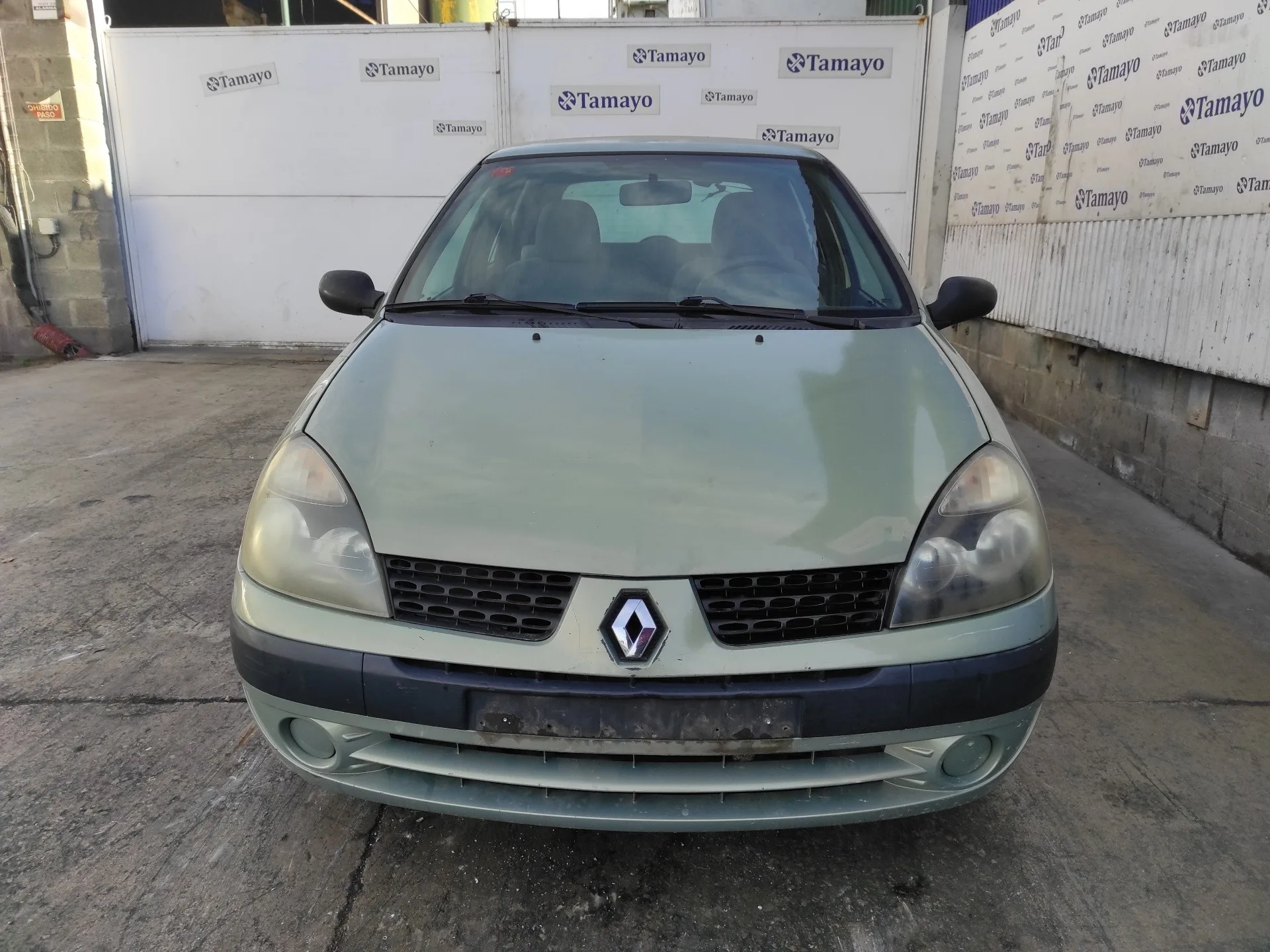 RENAULT CLIO II FASE II (B/CB0) RENAULT CLIO II FASE II (B/CB0) '2003 1.5 DCI DIESEL VERDE 2001