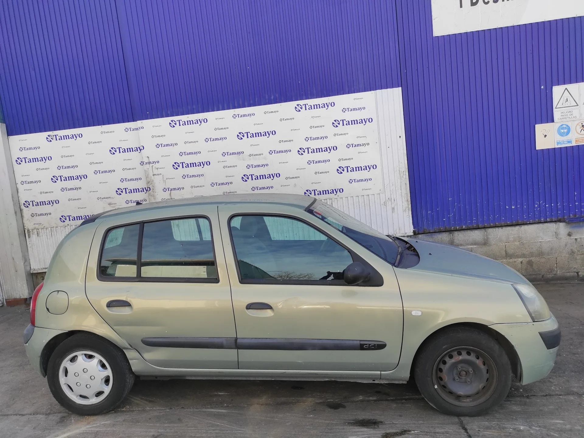 RENAULT CLIO II FASE II (B/CB0) RENAULT CLIO II FASE II (B/CB0) '2003 1.5 DCI DIESEL VERDE 2001