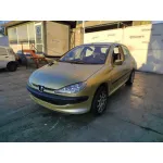 PEUGEOT 206 BERLINA PEUGEOT 206 BERLINA '2003 * DORADO 1998