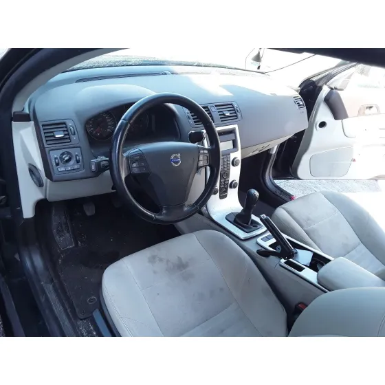 VOLVO C30 '2011 1.6 DIESEL CAT NEGRO