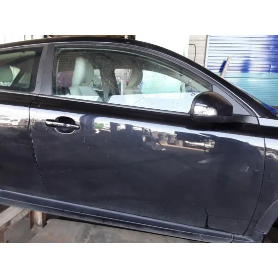 VOLVO C30 '2011 1.6 DIESEL CAT NEGRO