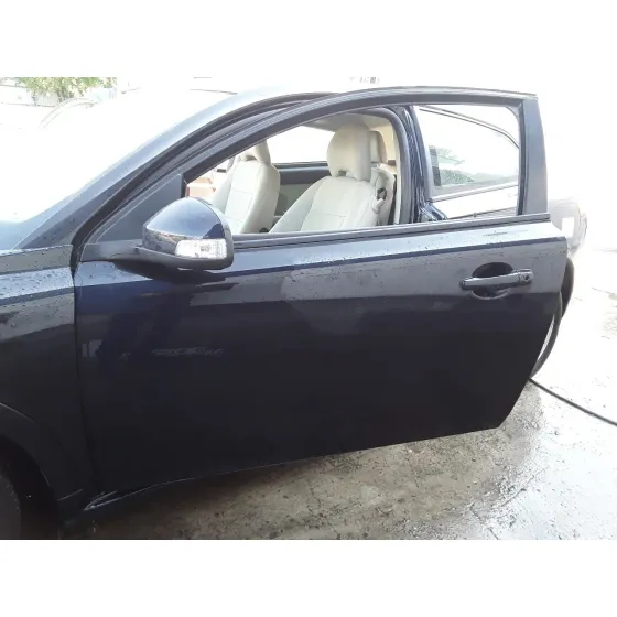 VOLVO C30 '2011 1.6 DIESEL CAT NEGRO