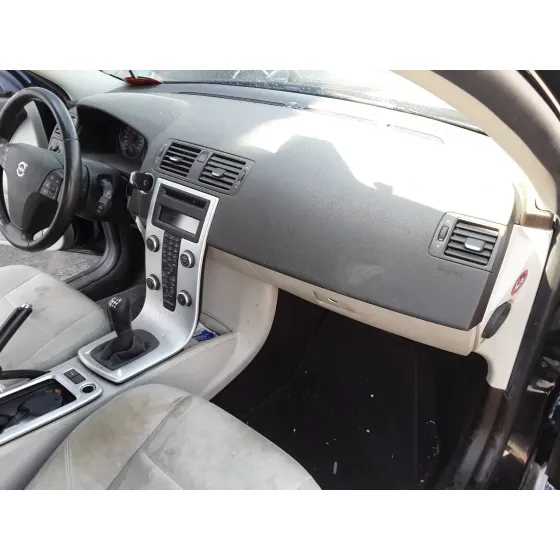 VOLVO C30 '2011 1.6 DIESEL CAT NEGRO