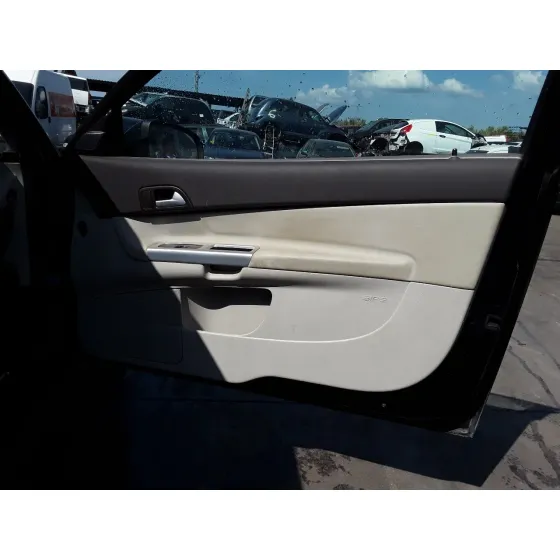 VOLVO C30 '2011 1.6 DIESEL CAT NEGRO