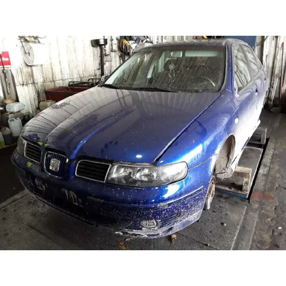 SEAT LEON (1M1) '2000 1.9 TDI AZUL