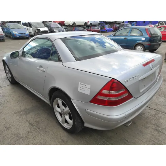 MERCEDES CLASE SLK (W170) ROADSTER '2000 3.2 CAT PLATA