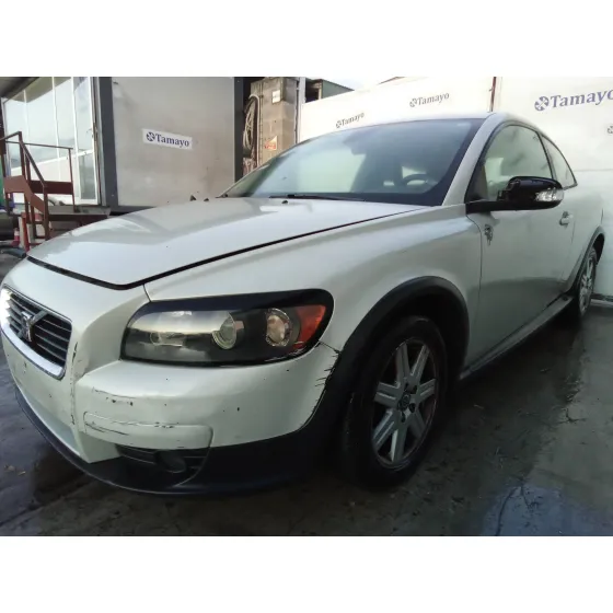 VOLVO C30 '2006 2.0 DIESEL CAT CREMA