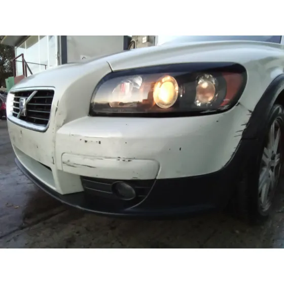 VOLVO C30 '2006 2.0 DIESEL CAT CREMA