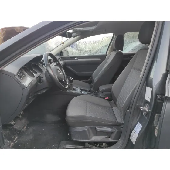 VOLKSWAGEN PASSAT VARIANT (3G5) '2015 1.6 TDI DPF GRIS OSCURO