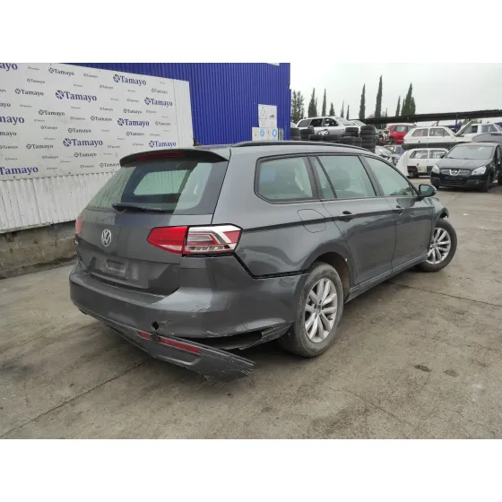 VOLKSWAGEN PASSAT VARIANT (3G5) '2015 1.6 TDI DPF GRIS OSCURO