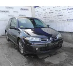 RENAULT MEGANE II BERLINA 3P RENAULT MEGANE II BERLINA 3P '2006 2.0 DCI DIESEL CAT NEGRO 2002