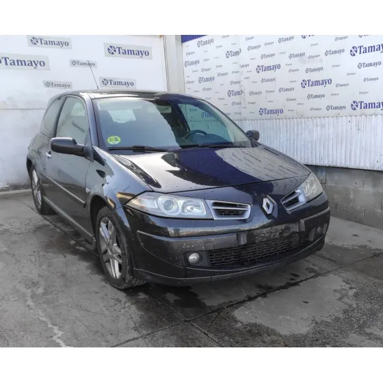 RENAULT MEGANE II BERLINA 3P '2006 2.0 DCI DIESEL CAT NEGRO