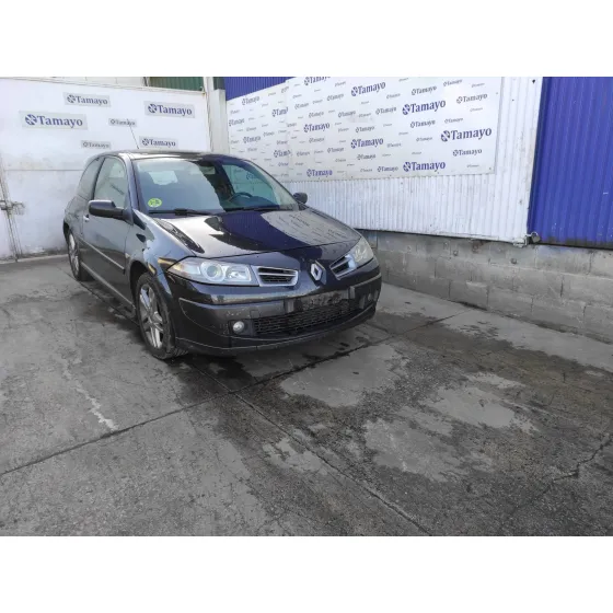 RENAULT MEGANE II BERLINA 3P '2006 2.0 DCI DIESEL CAT NEGRO