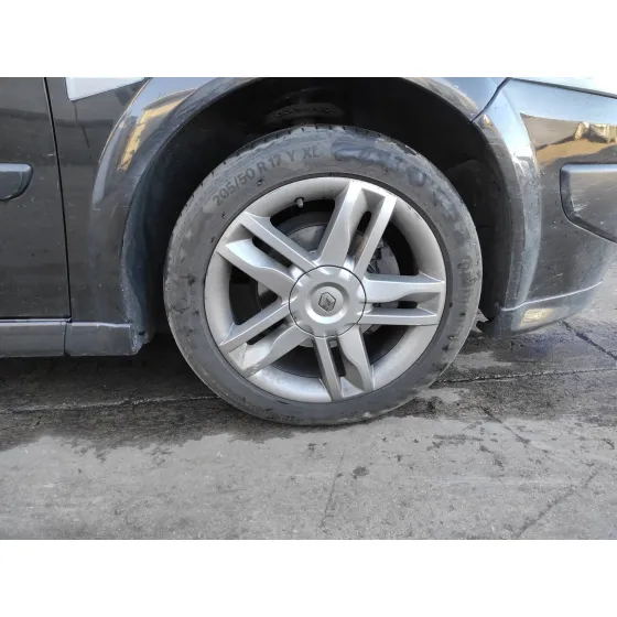 RENAULT MEGANE II BERLINA 3P '2006 2.0 DCI DIESEL CAT NEGRO