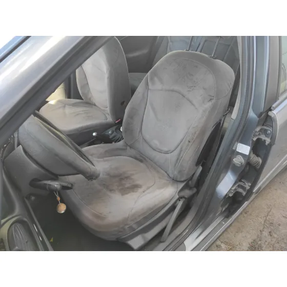 CITROEN C5 BERLINA '2005 1.6 16V HDI FAP GRIS