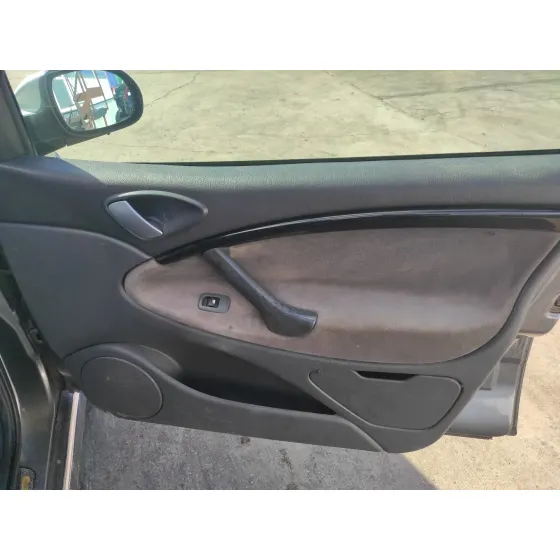 CITROEN C5 BERLINA '2005 1.6 16V HDI FAP GRIS