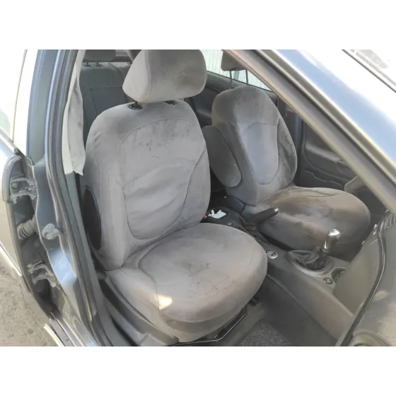 CITROEN C5 BERLINA '2005 1.6 16V HDI FAP GRIS