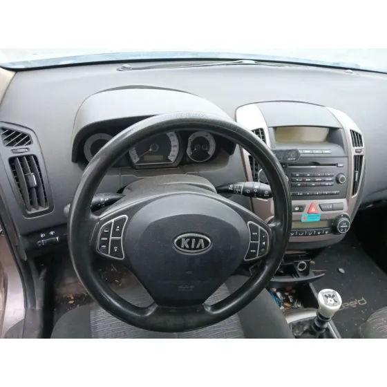 Kia CEE'D HATCHBACK (ED) 2006