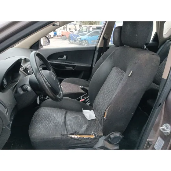 Kia CEE'D HATCHBACK (ED) 2006