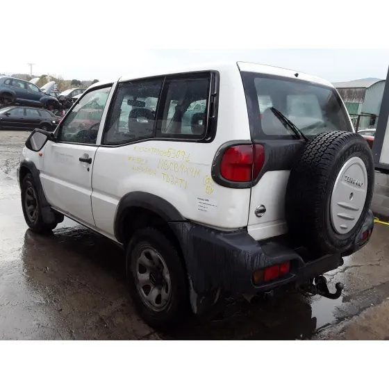 NISSAN TERRANO/TERRANO.II (R20) '2003 2.7 TURBODIESEL BLANCO