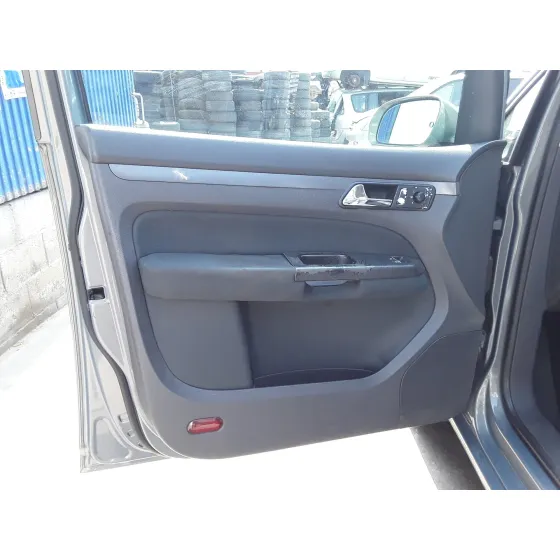VOLKSWAGEN TOURAN (1T1) '2004 * GRIS
