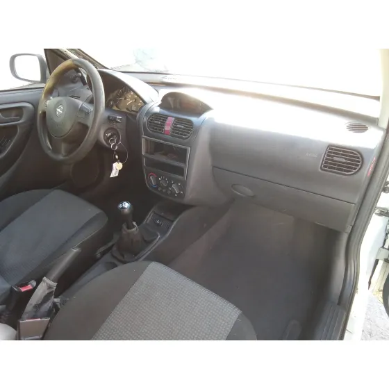 OPEL CORSA C '2005 1.3 16V CDTI CAT (Z 13 DT / LN9) BLANCO
