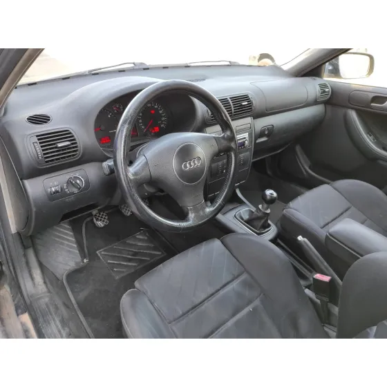 AUDI A3 (8L) '2002 1.9 TDI NEGRO