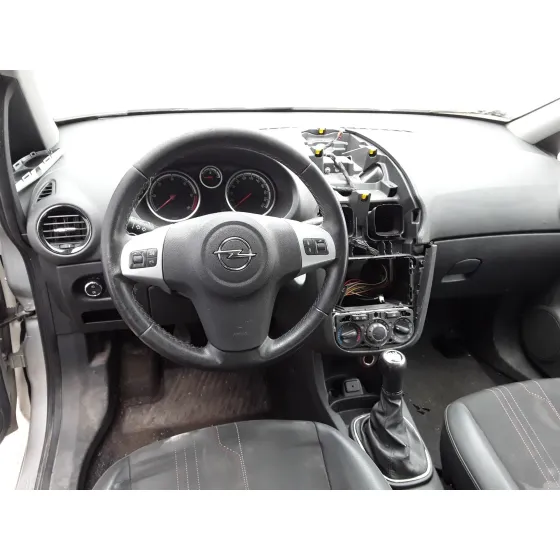OPEL CORSA D '2012 * PLATA