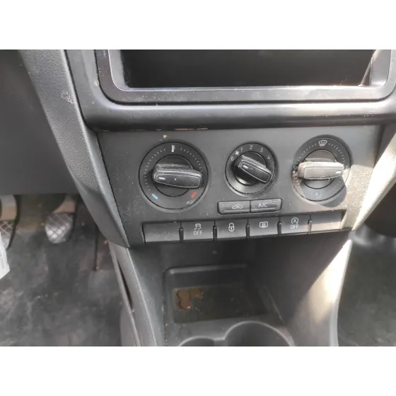 SEAT TOLEDO (KG3) '2013 1.6 TDI NEGRO