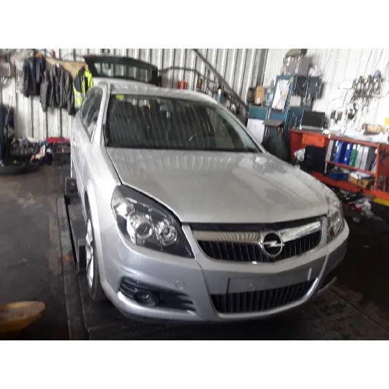 OPEL VECTRA C CARAVAN '2006 1.9 CDTI PLATA