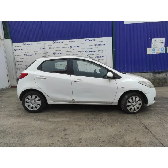 MAZDA 2 LIM. (DE) '2008 * BLANCO